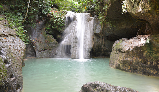 Busagak Falls